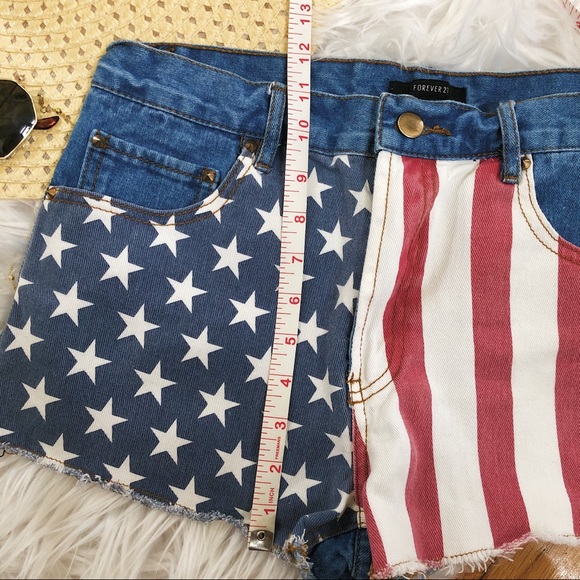 American Flag Denim Shorts 🇺🇸 - Picture 4 of 5